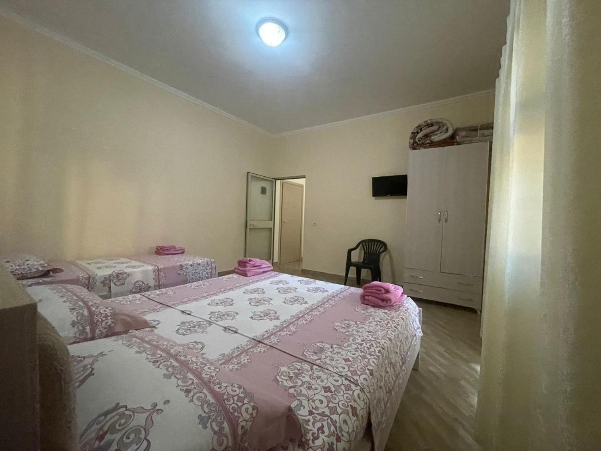 Vila Leo Aparthotel Golem  Exterior foto