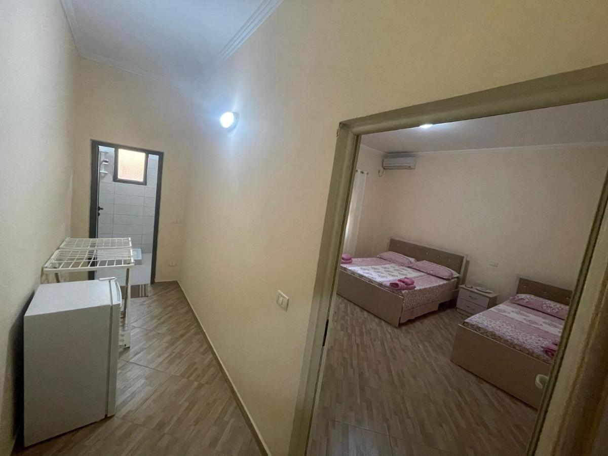 Vila Leo Aparthotel Golem  Exterior foto